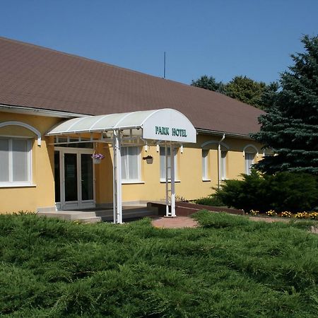 Park Hotel és Rendezvény Centrum Bábolna Esterno foto